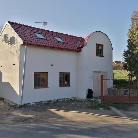 Vino Andrusiow Apartment Znojmo Luaran gambar