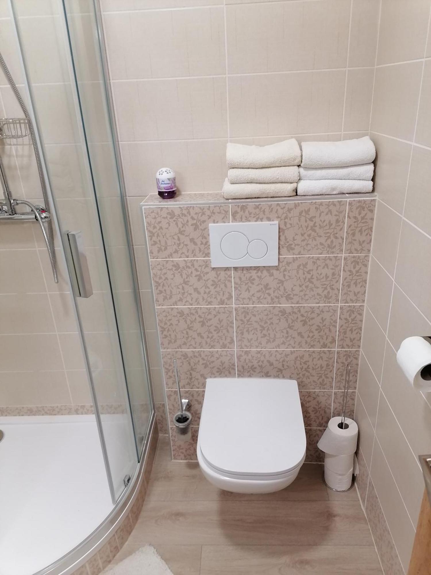 Vino Andrusiow Apartment Znojmo Luaran gambar