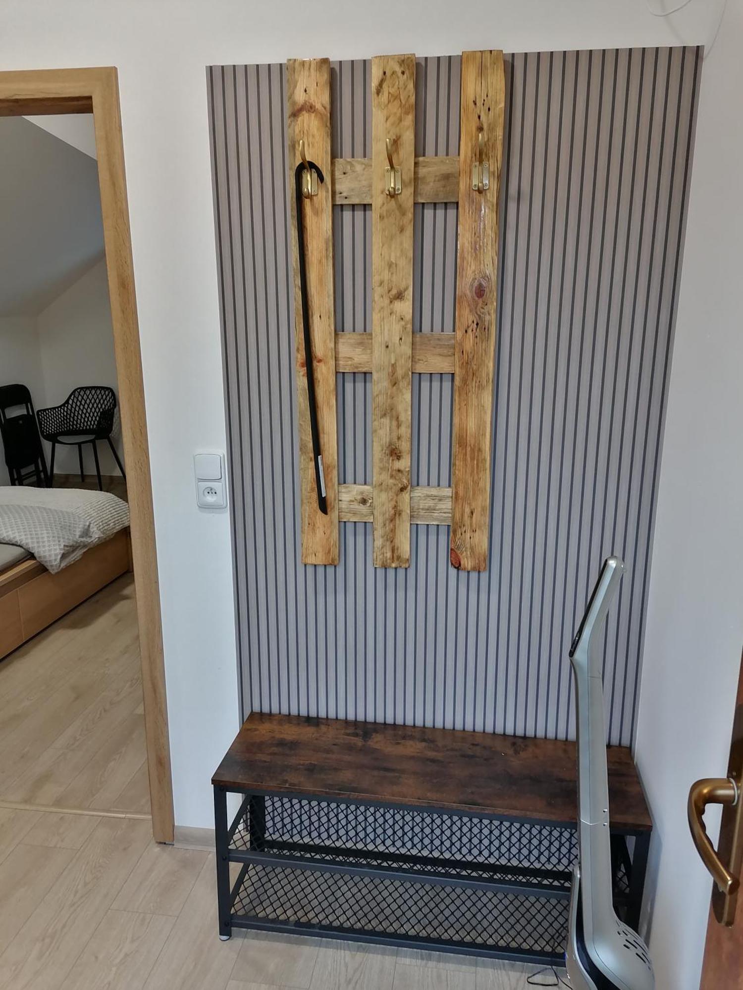 Vino Andrusiow Apartment Znojmo Luaran gambar