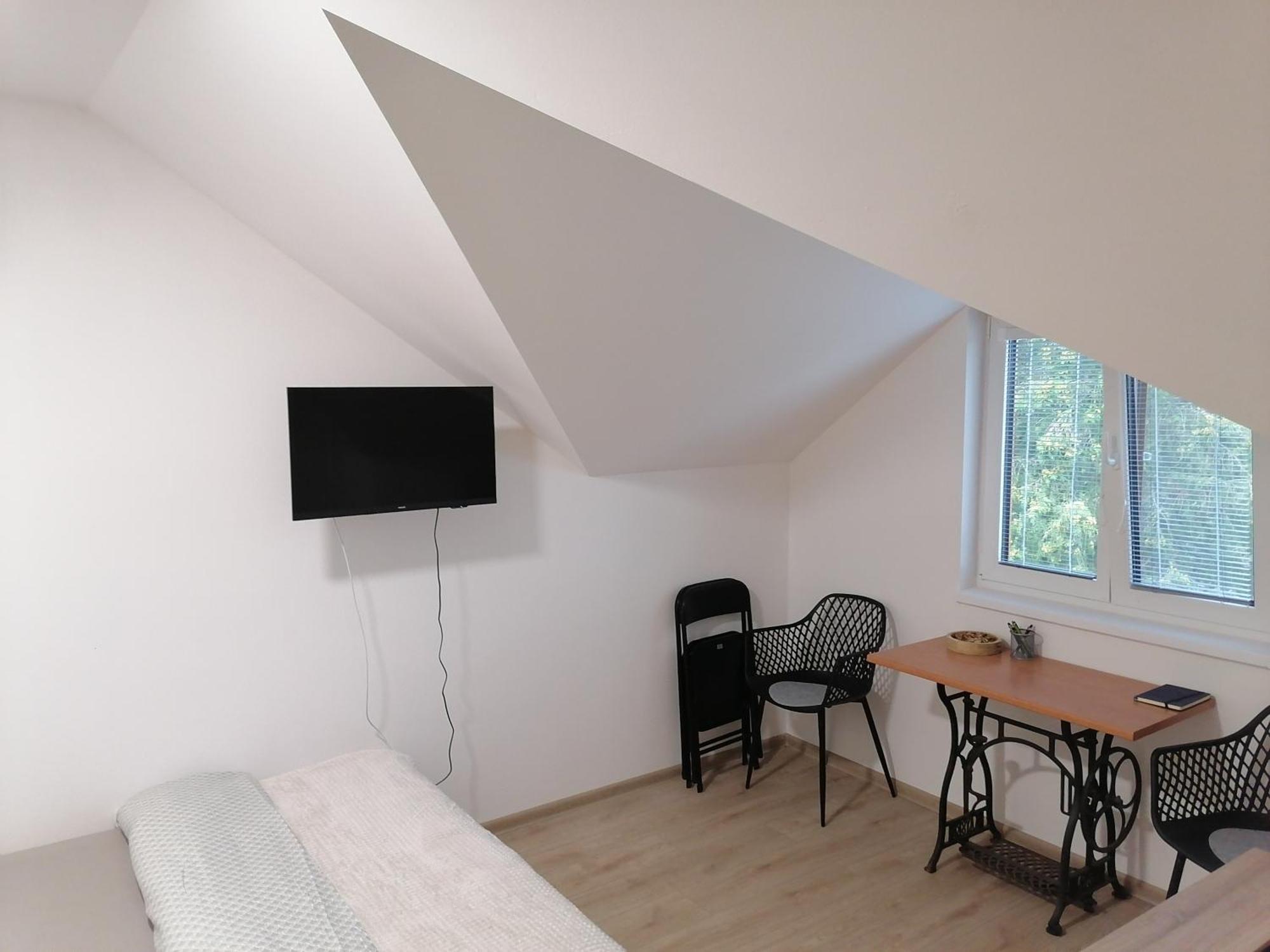 Vino Andrusiow Apartment Znojmo Luaran gambar