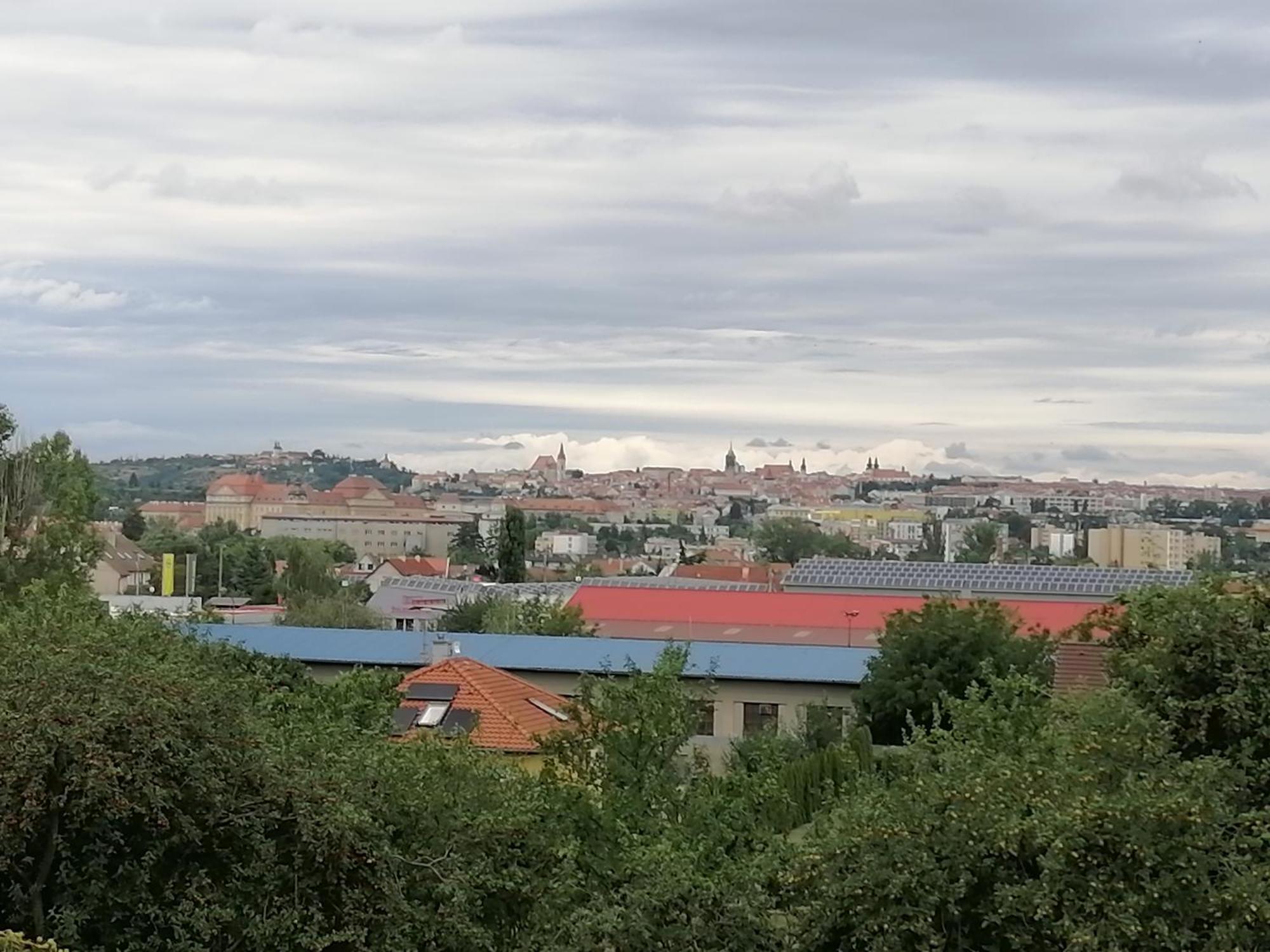 Vino Andrusiow Apartment Znojmo Luaran gambar
