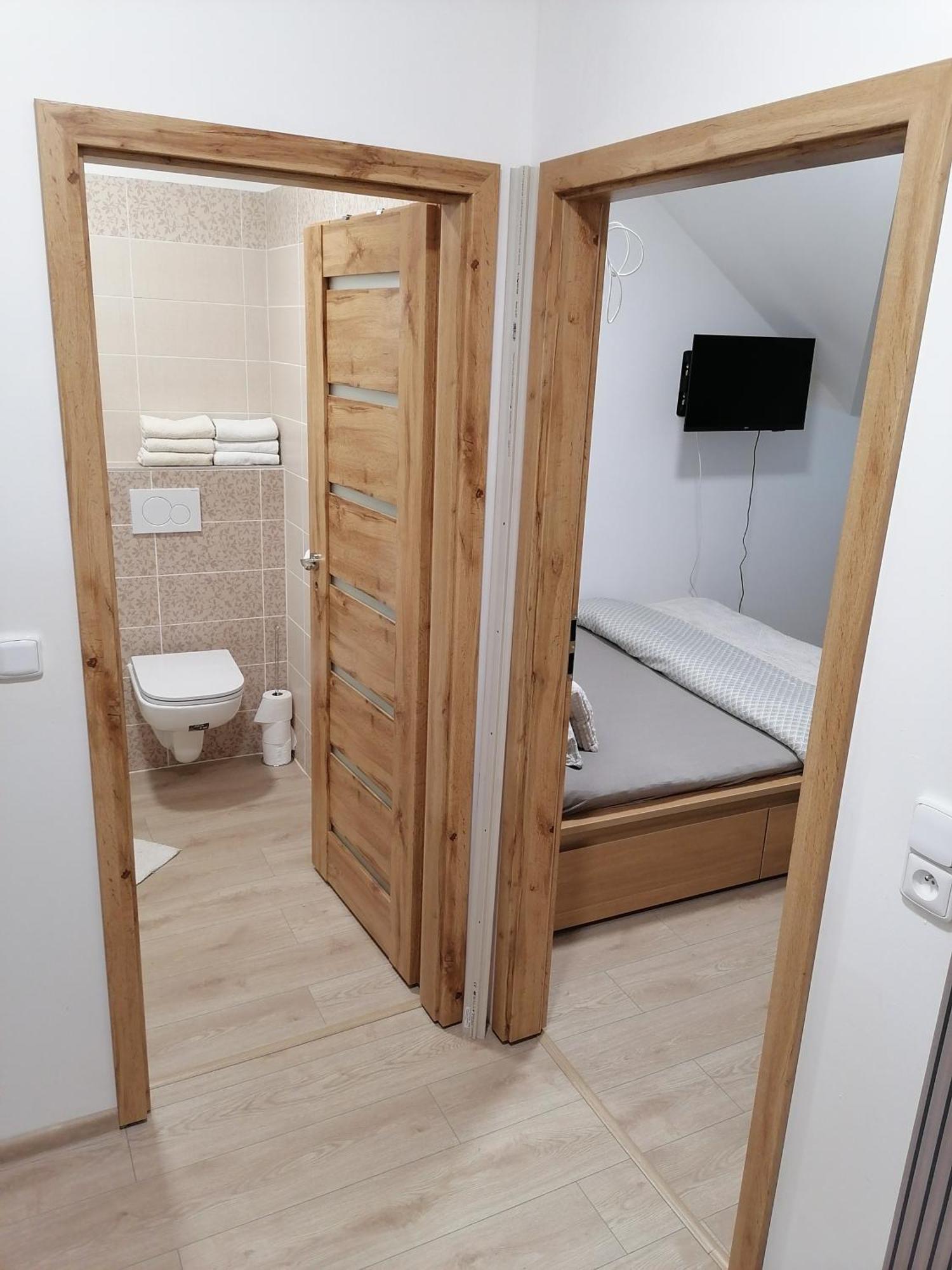 Vino Andrusiow Apartment Znojmo Luaran gambar