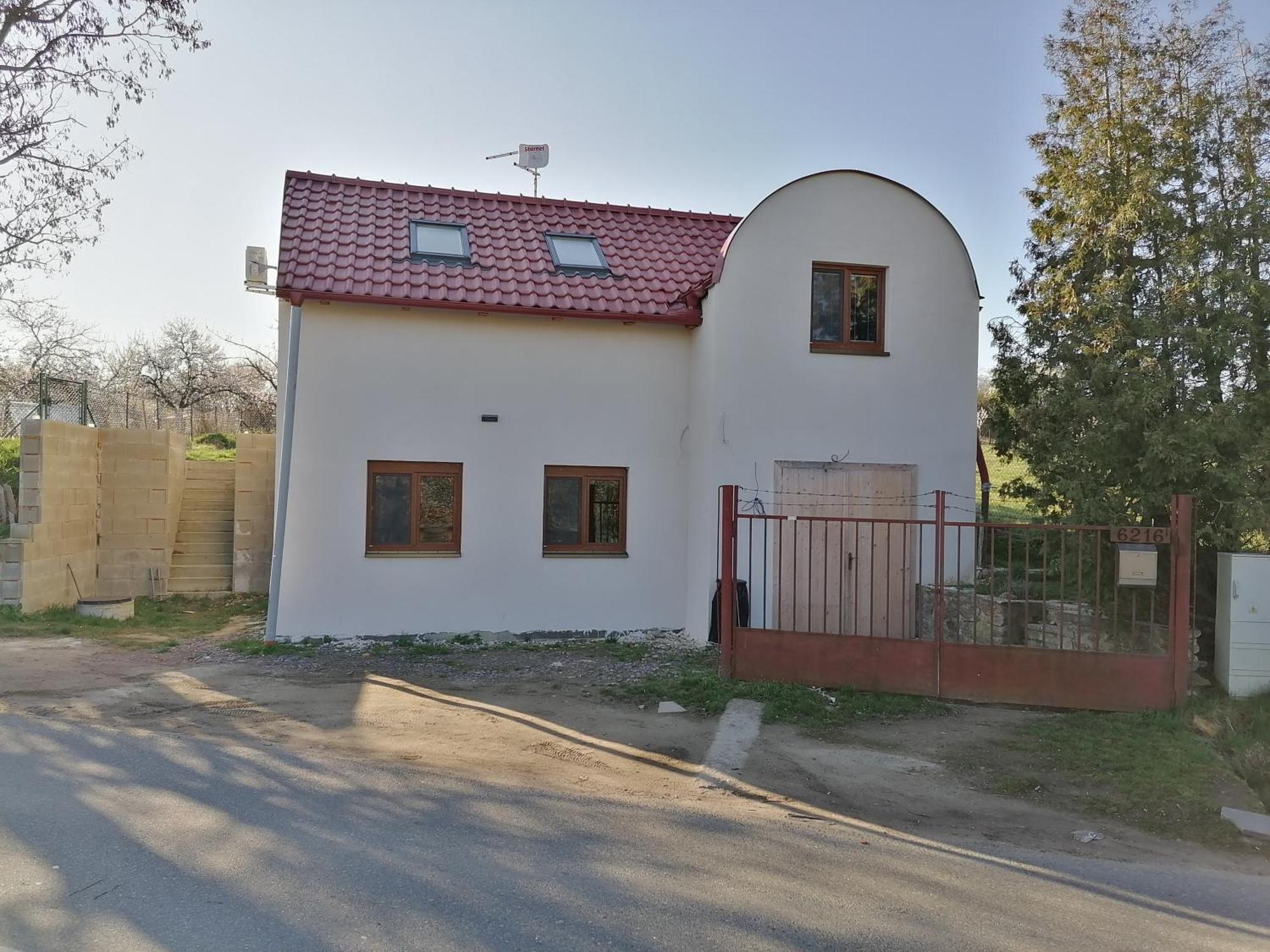 Vino Andrusiow Apartment Znojmo Luaran gambar